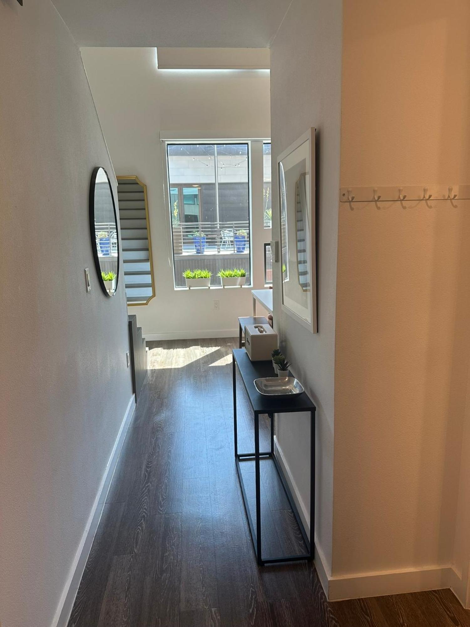 Stylish W Loft Bedroom Apartment Austin