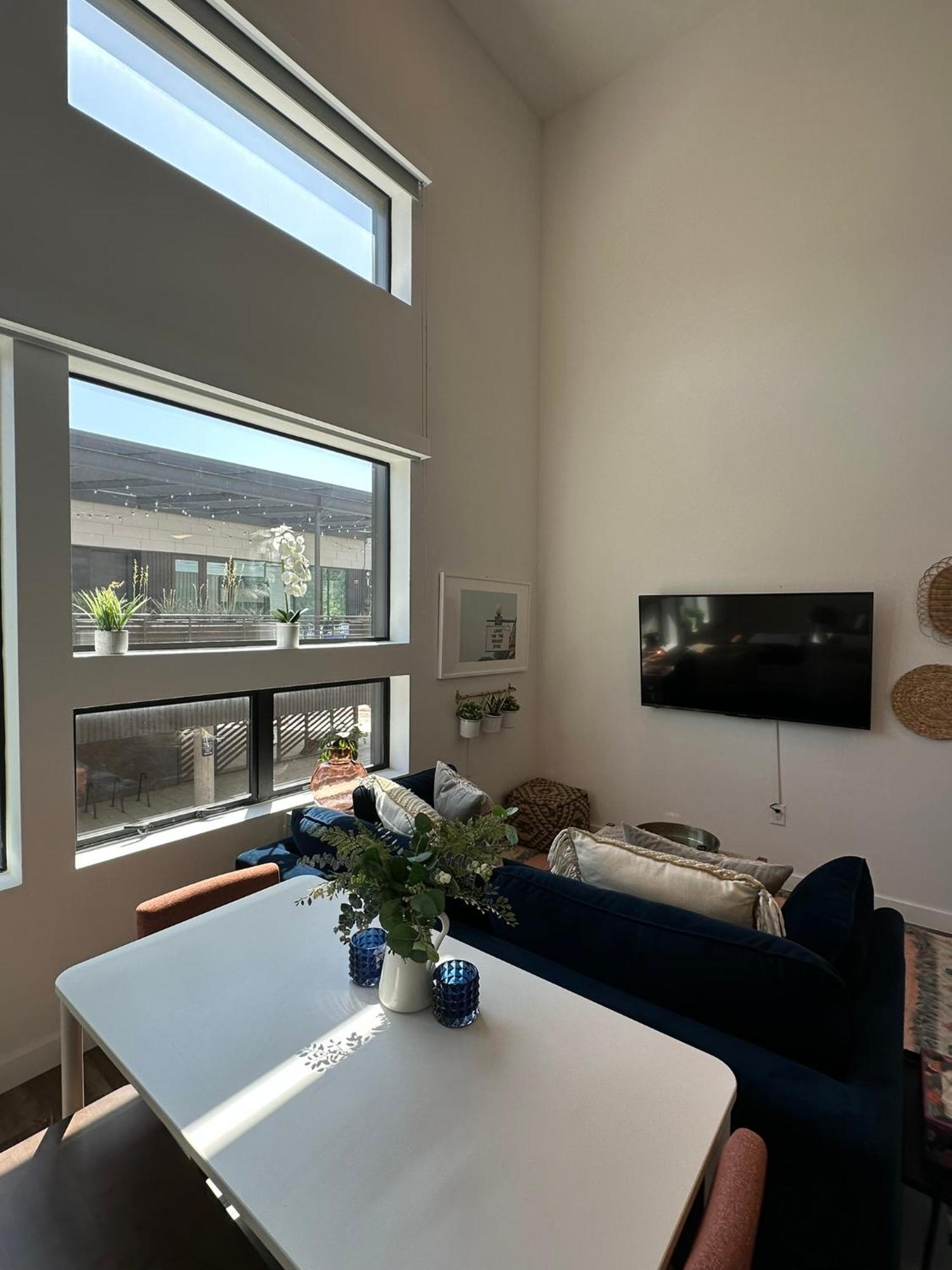 Apartment Stylish W Loft Bedroom