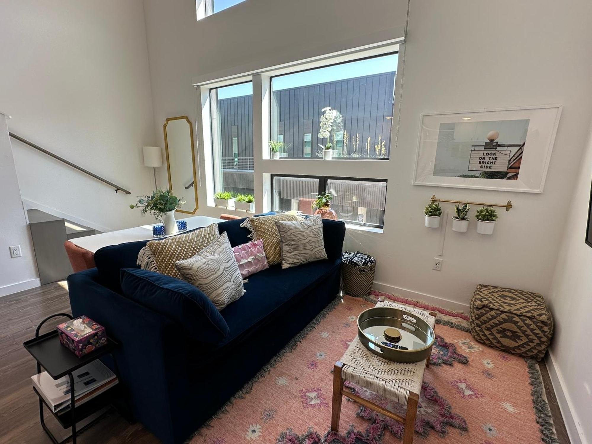 Apartment Stylish W Loft Bedroom Austin
